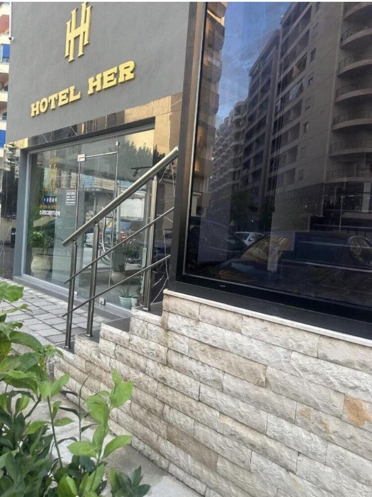 Hotel HER, Albania