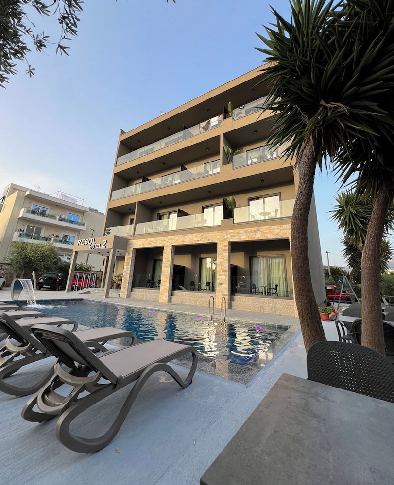 Resol Hotel 2, Albania