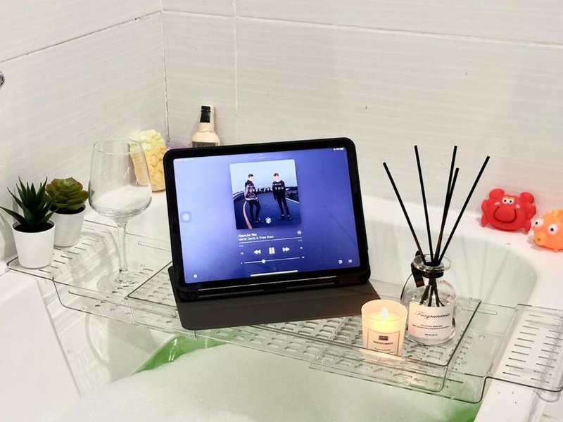Encorp Marina Puteri Harbour Bathtub Netflix, Khemarat, Malaysia