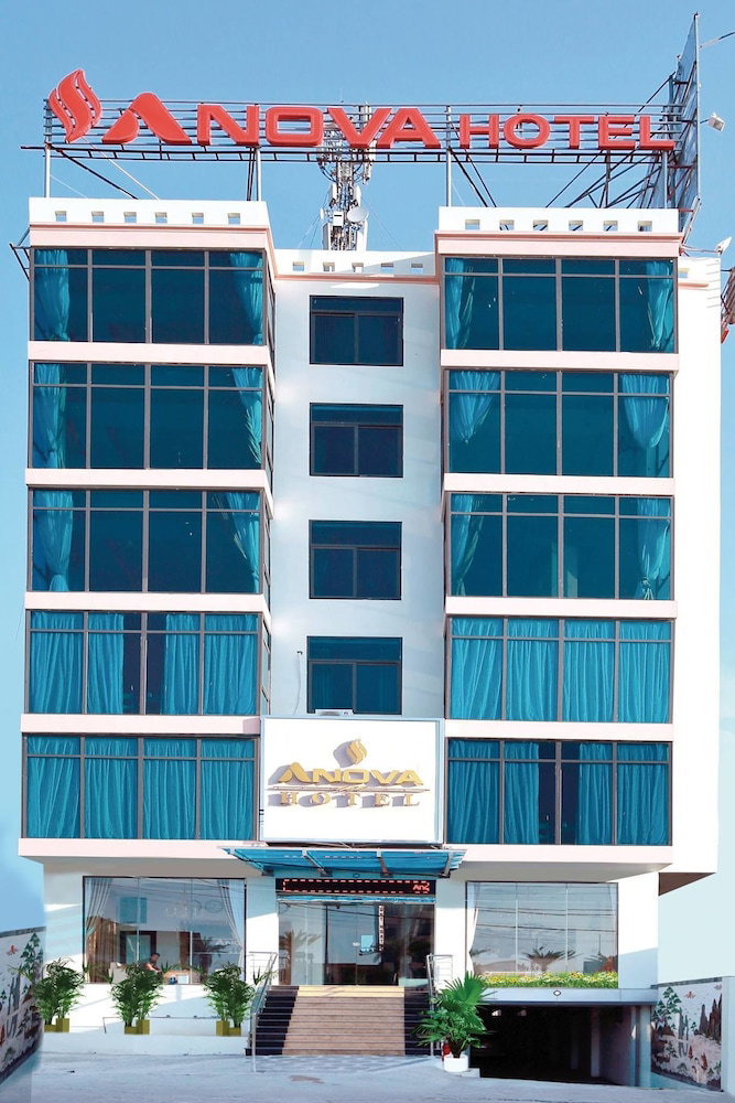 Hotel · Avs Noibai Hotel, Hanoi