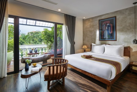Draha Halong Hotel - Serenity, Charm and Nature - Preferred by Western Travelers, Ha Long, Vietnam