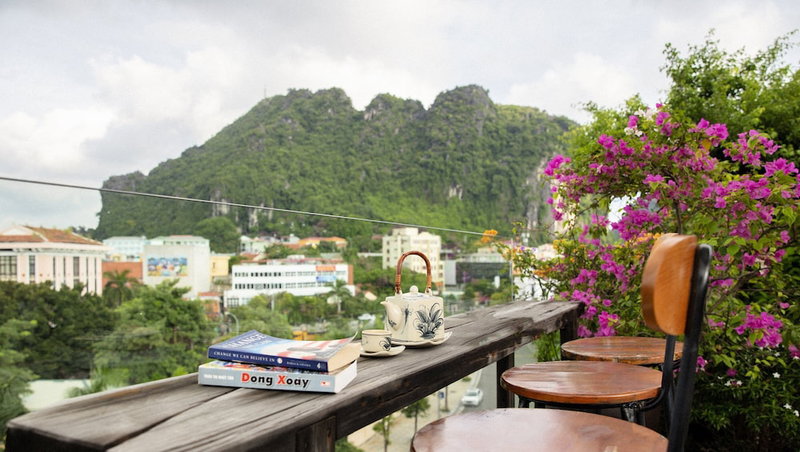 Draha Halong Hotel - Serenity, Charm and Nature - Preferred by Western Travelers, Ha Long, Vietnam