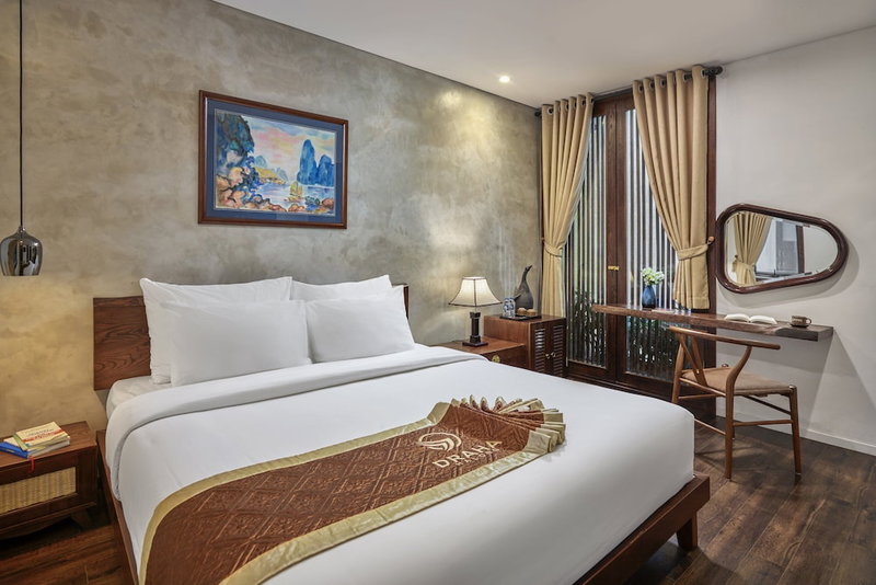 Draha Halong Hotel - Serenity, Charm and Nature - Preferred by Western Travelers, Ha Long, Vietnam