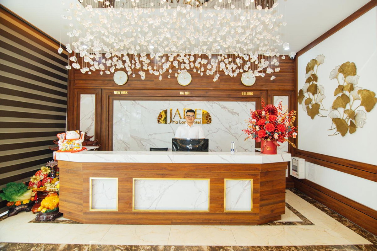 Jade Ha Long Hotel, Vietnam