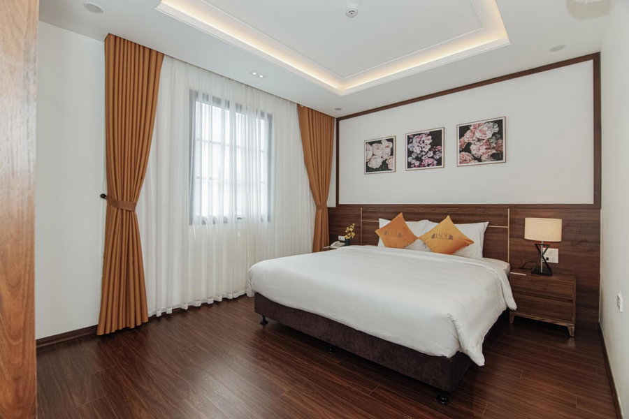 Jade Ha Long Hotel, Ha Long, Vietnam