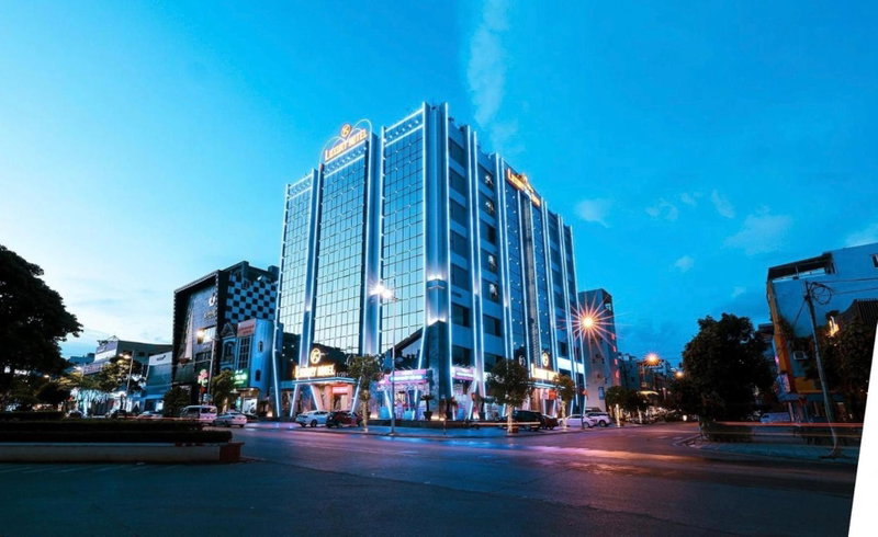 Luxury6 Hotel, Móng Cái, Vietnam