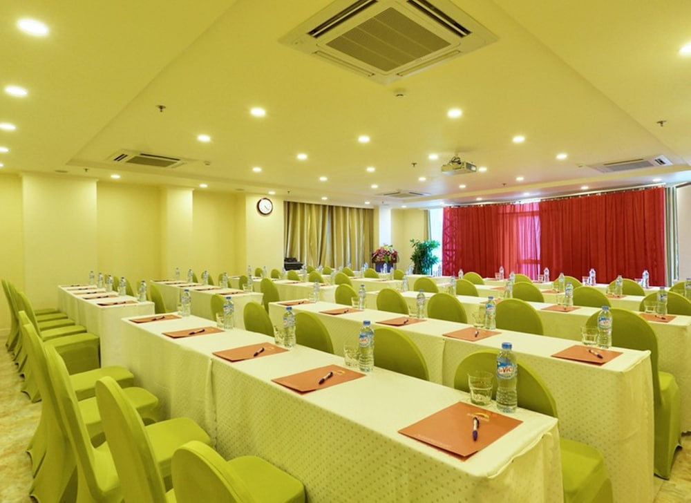 Chill Place Hotel, Viêt Nam