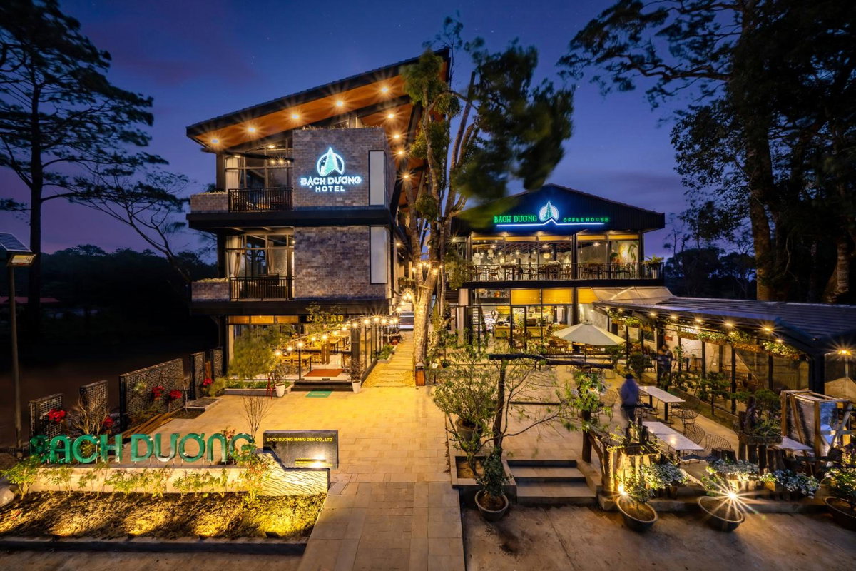 Hotel · Bach Duong Hotel, Kon Tum