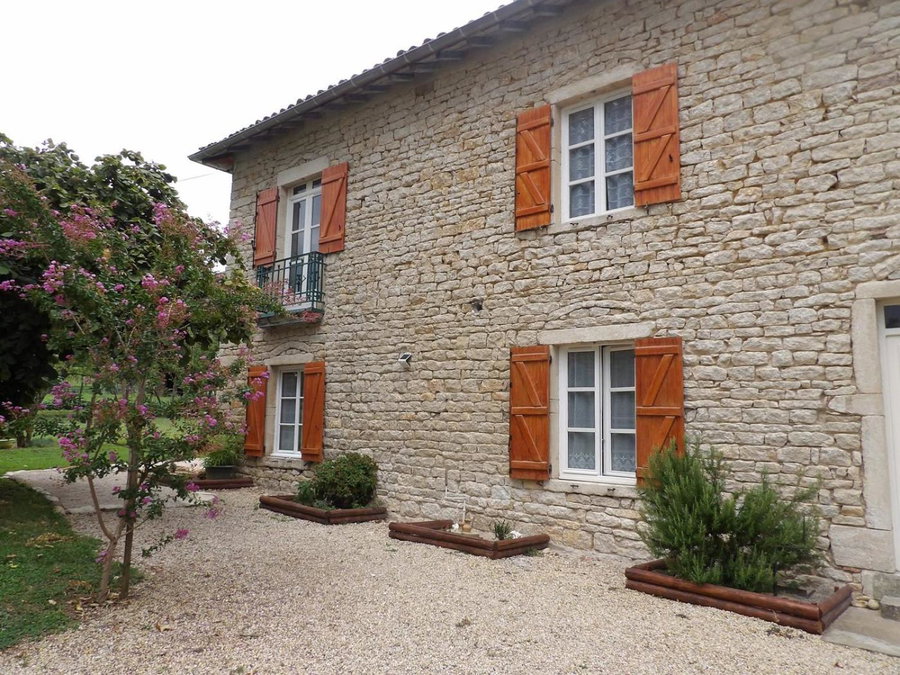 Litdevin, Uchizy, France