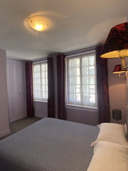 Hôtel Restaurant Les Cascades, Honfleur, France