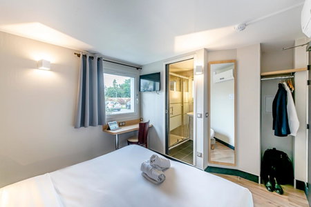 B&B HOTEL Bordeaux Le Haillan 3 étoiles, Le Haillan, France