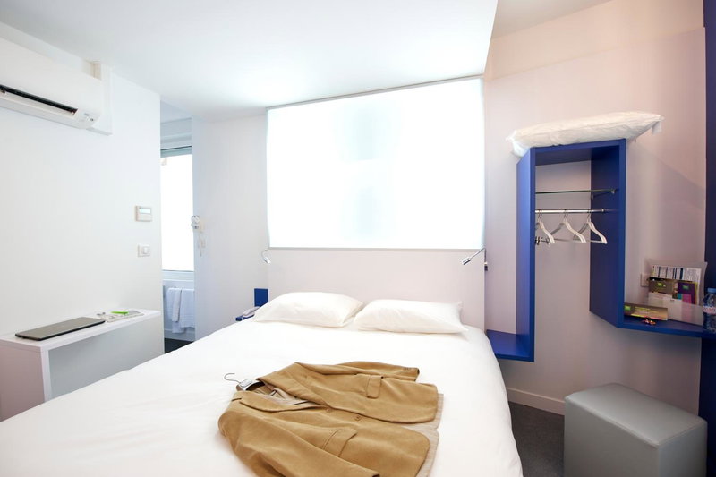 ibis Styles Vannes Gare Centre, Vannes, France