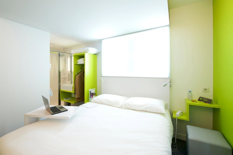 ibis Styles Vannes Gare Centre, Vannes, France