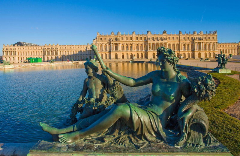 Aerotel Versailles Saint Cyr - L'étape du Silence, Saint-Cyr-lʼÉcole, France
