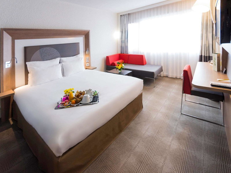 Novotel Chartres, Chartres, France