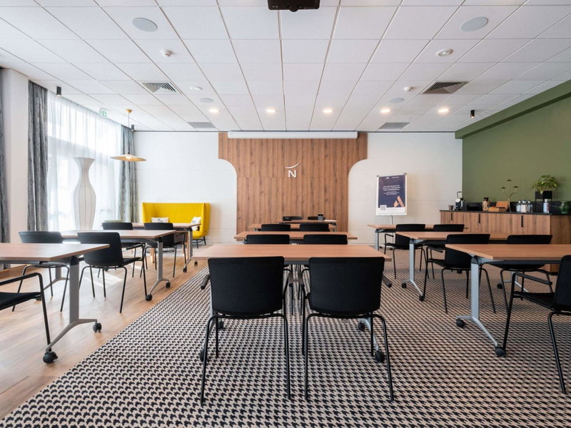 Novotel Chartres, Chartres, France