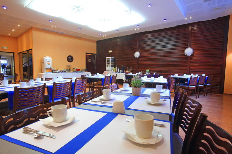 Hôtel Restaurant l'Hirondelle, Dunkerque, France