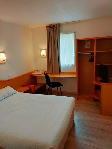 BRIT HOTEL Essentiel CAHORS Nord, Cahors, France