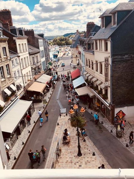 Entre Terre Et Mer, Honfleur, France