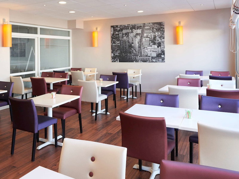 ibis Cholet, Cholet, France