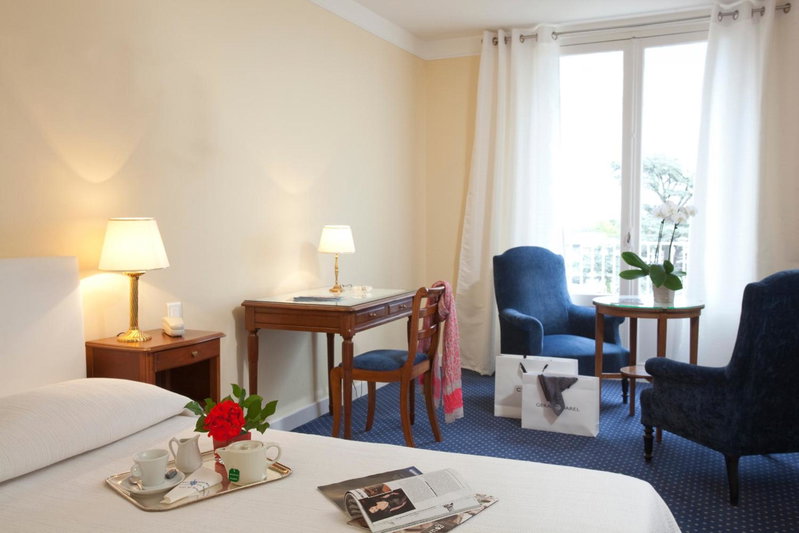 Logis Hotel Royal Saint-Mart, Royat, France