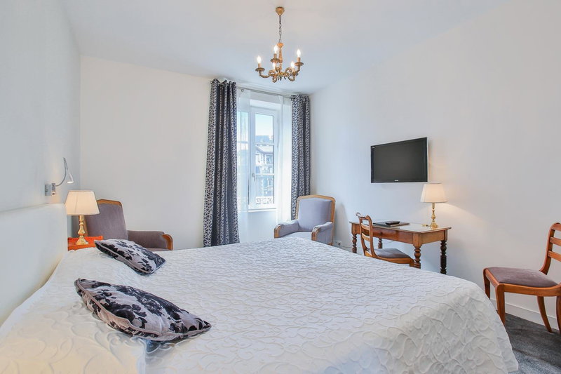 Logis Hotel Royal Saint-Mart, Royat, France