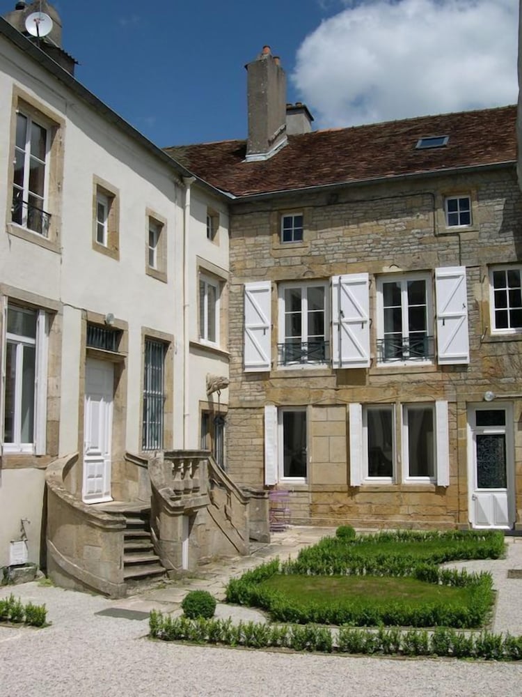 Les Chambres du Chapitre, France