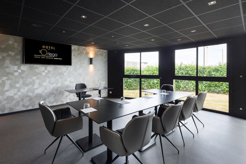 Hôtel Ortega Rennes St Jacques Aéroport, Saint-Jacques-de-la-Lande, France