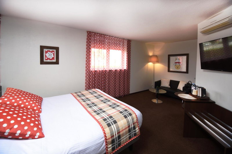 Logis Boutique Hotel Novalis, Gradignan, France