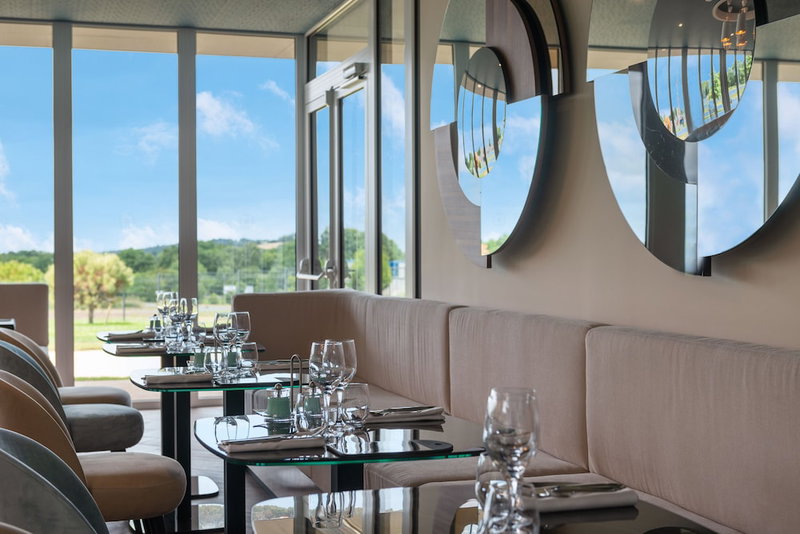 Hotel Omnubo Collection, Saint-Mars-la-Reorthe, France