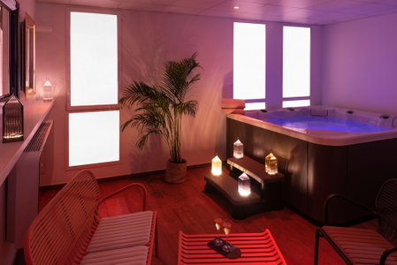 Hotel Omnubo Collection, Saint-Mars-la-Reorthe, France