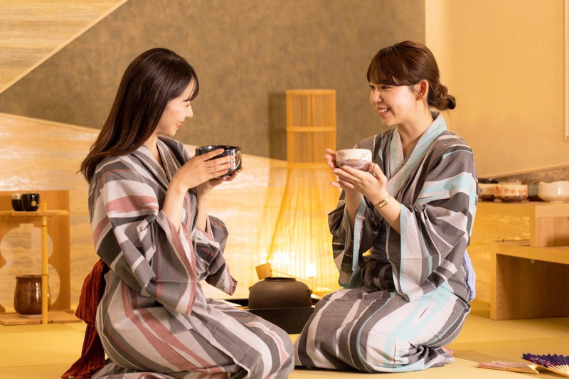 Yamanakaonsen Ohanami Kyubei, Kaga, Japan