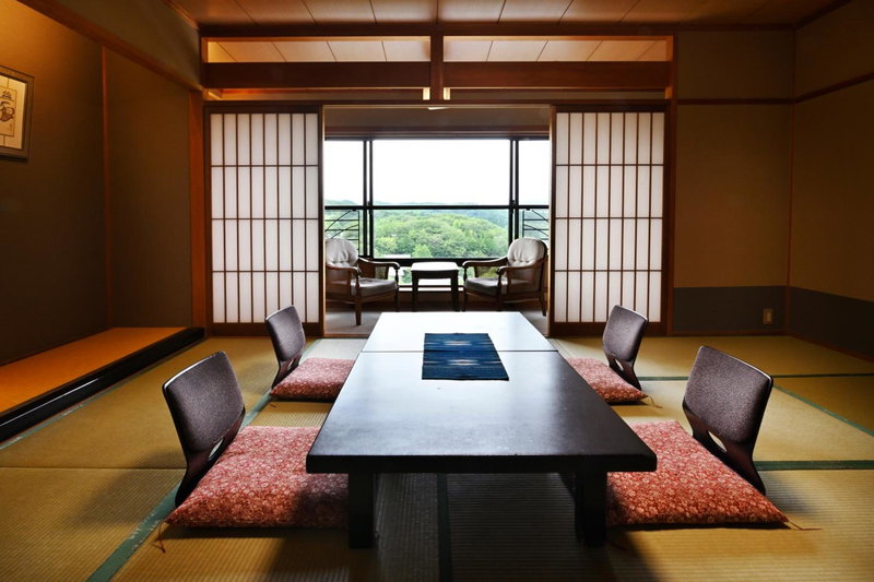 Yunogo Onsen HOTEL YUNOMORI, Mimasaka, Japan
