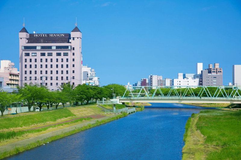 Mito Hotel Season, Mito, Japan