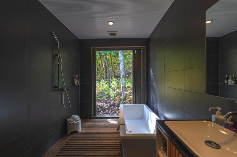 Phoenix Chalets by HHG, Hakuba, Japan