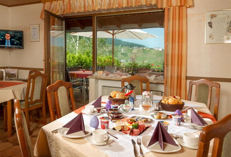 Pension und Weingut Moselblick, Brauneberg, Germany