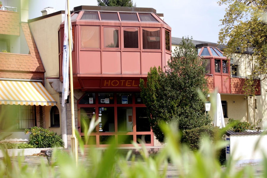 Mariaweiler Hof, Düren - Eifel, Germany