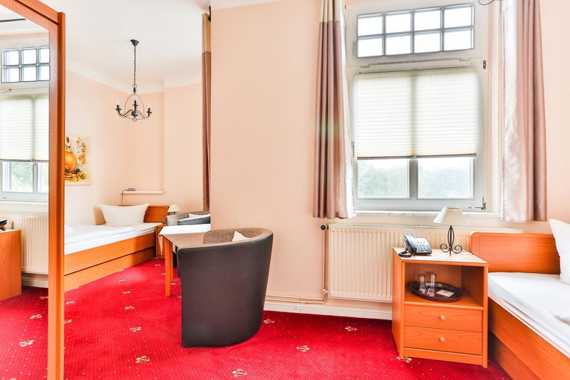Hotel & Pension Villa Camenz, Güstrow, Germany