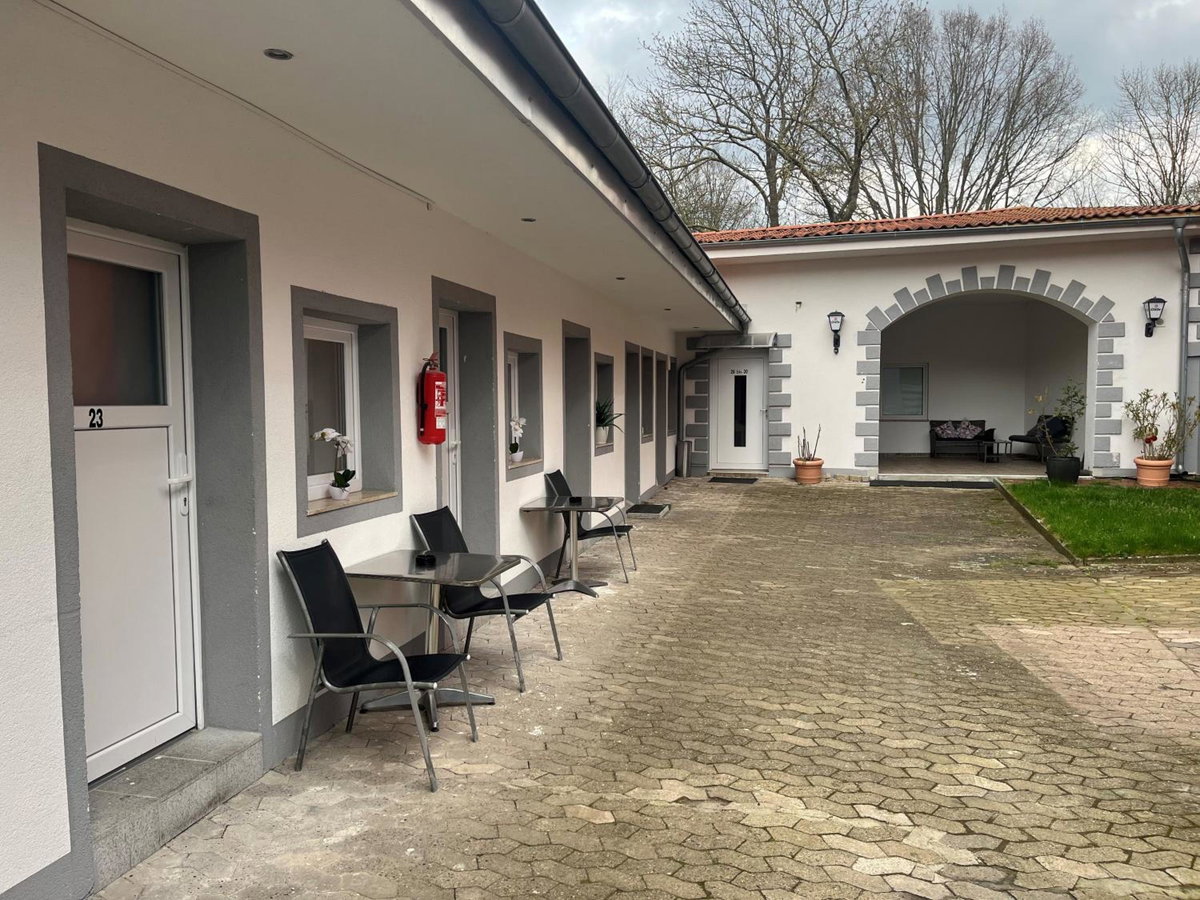 Hotel · Pension Donau, Hannover