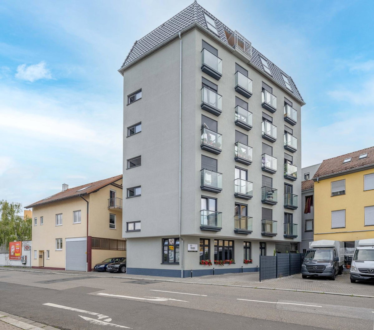 Nibelungen Apartments, Germany