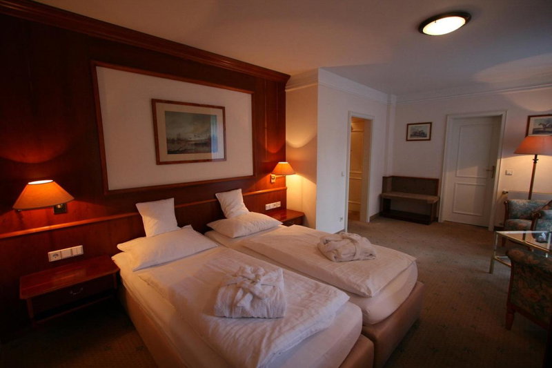 Park Hotel am Schloss, Ettringen, Germany