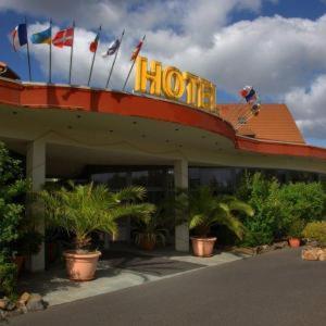 WEST Hotel an der Sächsischen Weinstrasse, Germany