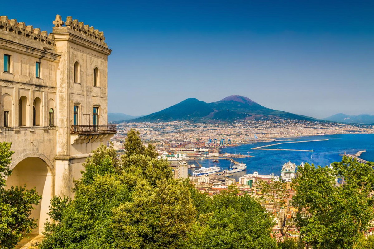 Hotel · 7th Floor Suite, Naples