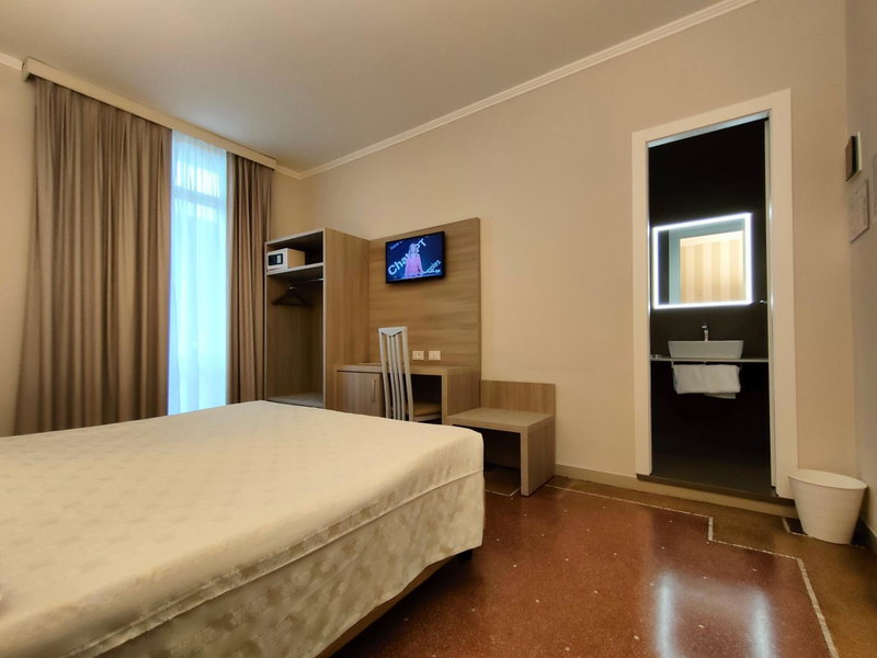 Hotel Vittoria, Genova, Italy