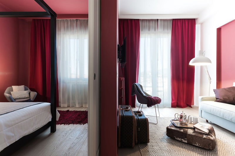 B&B Lorena Suites & Apartments, Florence, Italy