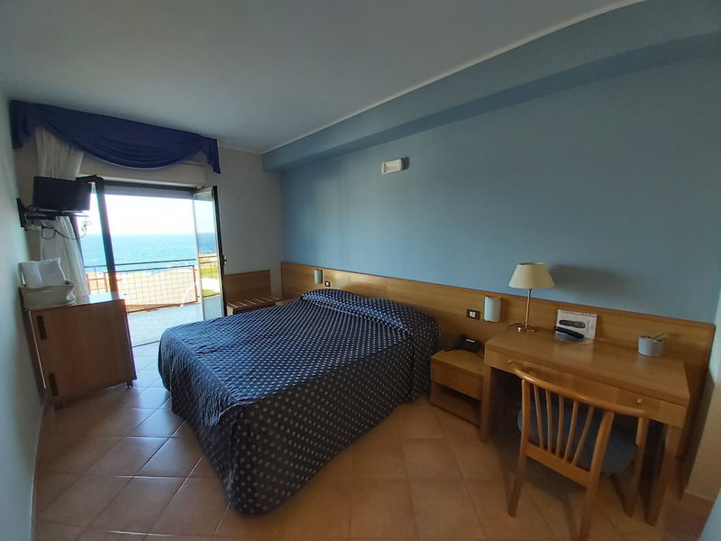 Albergo Lachea, Aci Castello, Italy