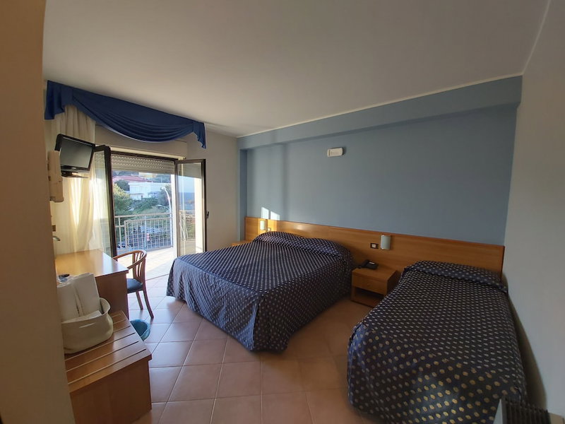 Albergo Lachea, Aci Castello, Italy