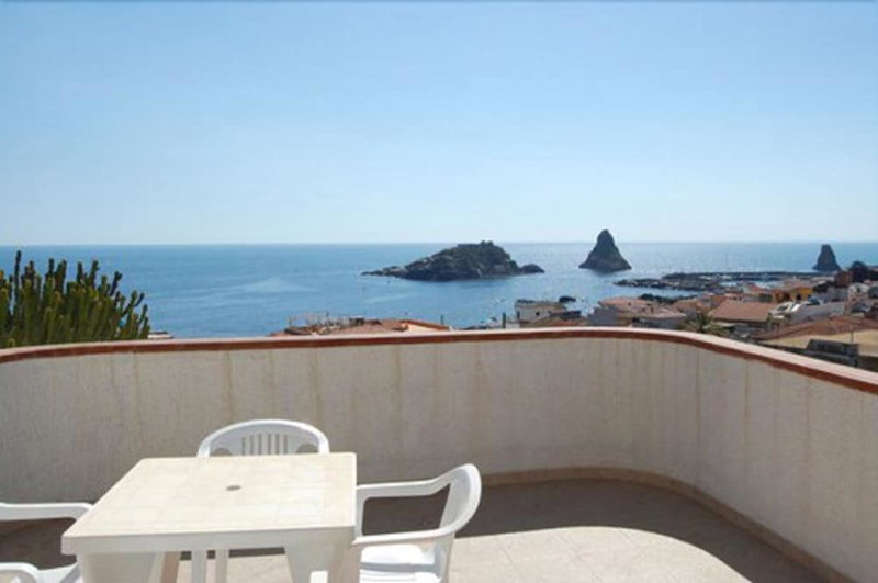 Albergo Lachea, Aci Castello, Italy