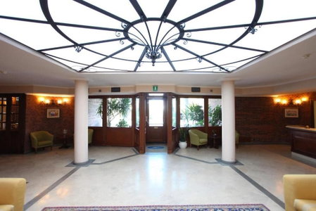 Altea Suites Hotel Residence, Pomezia, Italy