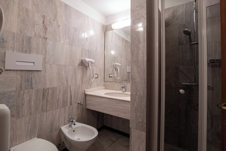 hotel mythos, Milan, Italy